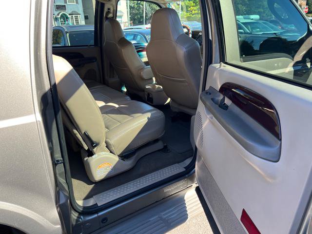 Used 2003 Ford Excursion Limited AWD/4WD image 19