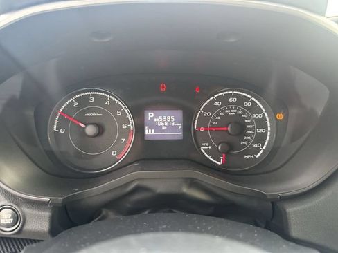Used 2018 Subaru Crosstrek 2.0i Premium AWD/4WD image 11