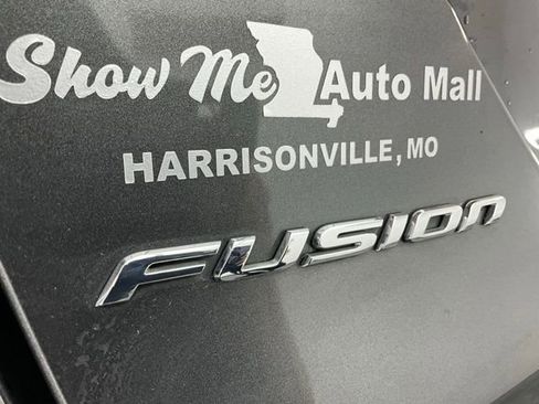 Used 2018 Ford Fusion SE w/ Fusion SE Technology Package image 23