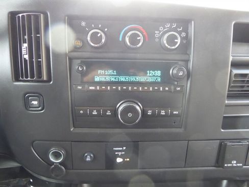 Used 2017 Chevrolet Express 2500 LT w/ LT Preferred Equipment Group image 14