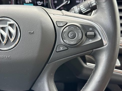 Used 2018 Buick Enclave Essence AWD/4WD image 14