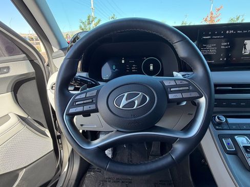 Used 2025 Hyundai Palisade SEL FWD image 23