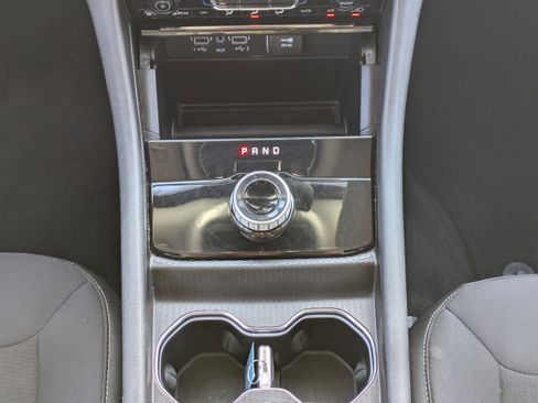 Used 2023 Jeep Grand Cherokee L Laredo image 18