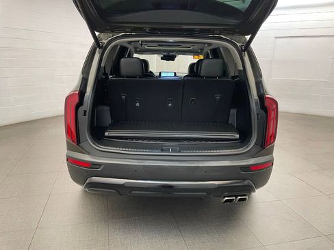 Used 2022 Kia Telluride EX w/ EX Premium Package AWD/4WD image 26