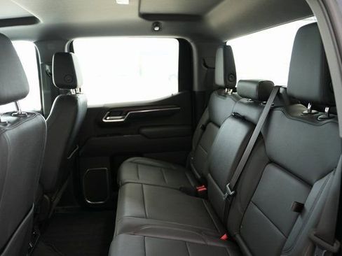 Used 2022 GMC Sierra 1500 SLT w/ X31 Off-Road Package image 20