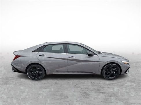 New 2026 Hyundai Elantra SEL Sport Premium FWD image 7