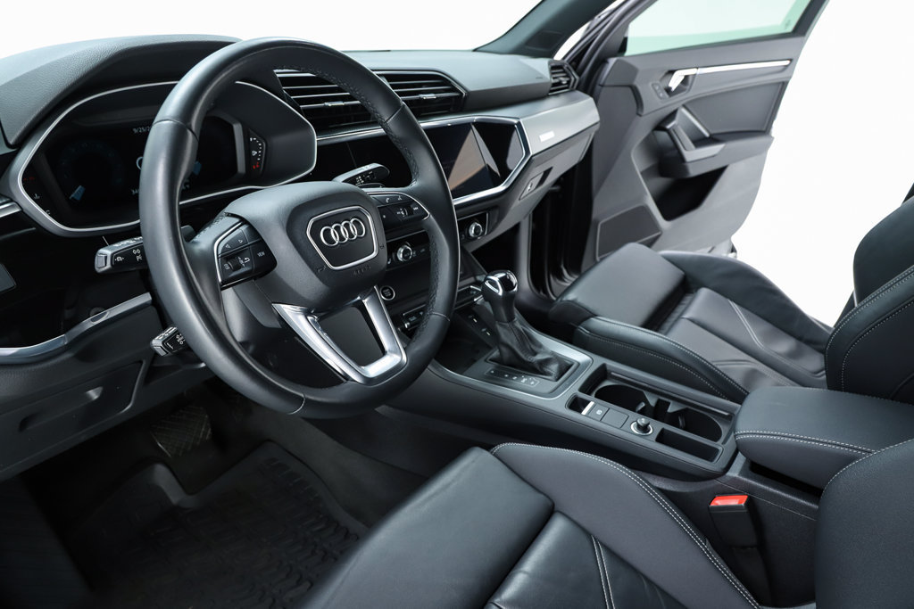 Used 2023 Audi Q3 2.0T Premium Plus w/ Premium Plus Package AWD/4WD image 26
