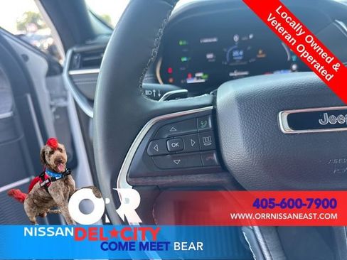 Used 2024 Jeep Grand Cherokee Limited 4xe image 18