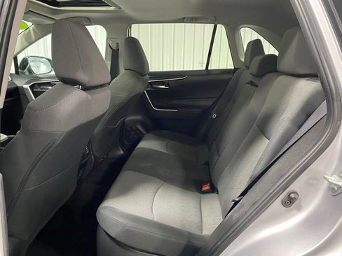 Used 2022 Toyota RAV4 XLE image 6