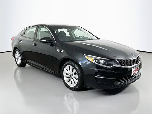 Used 2016 Kia Optima LX image 11