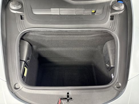 Used 2018 Porsche 911 Targa 4 GTS image 21