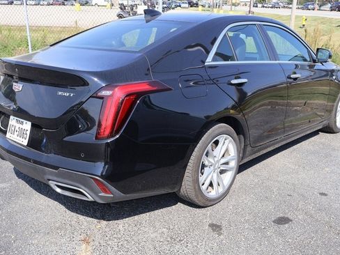 Used 2024 Cadillac CT4 Luxury image 3
