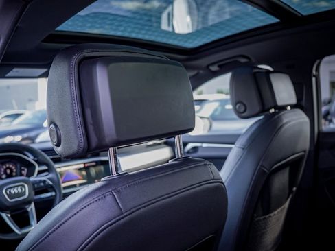 Certified 2025 Audi Q3 2.0T Premium w/ Convenience Package image 25