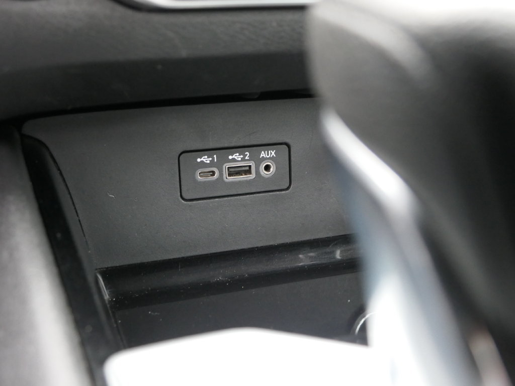 Used 2024 Nissan Altima 2.5 SV FWD image 15