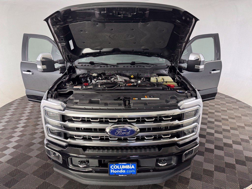 Used 2024 Ford F350 Platinum AWD/4WD image 12