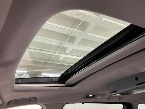 Used 2018 Honda Odyssey EX-L image 19