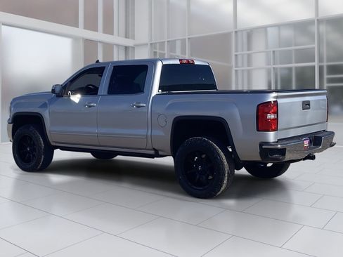 Used 2018 GMC Sierra 1500 SLE w/ SLE Value Package image 4