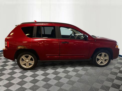 Used 2008 Jeep Compass Sport image 5