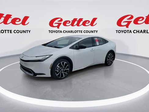 New 2026 Toyota Prius Plug-In Hybrid image 4