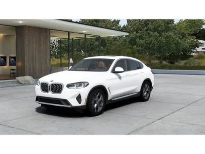 New 2025 BMW X4 xDrive30i w/ Convenience Package