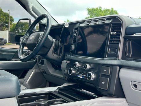 Certified 2024 Ford F450 Limited w/ FX4 Off-Road Package image 63