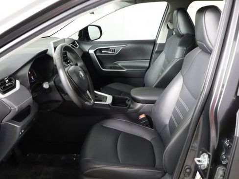Used 2023 Toyota RAV4 XLE Premium FWD image 14
