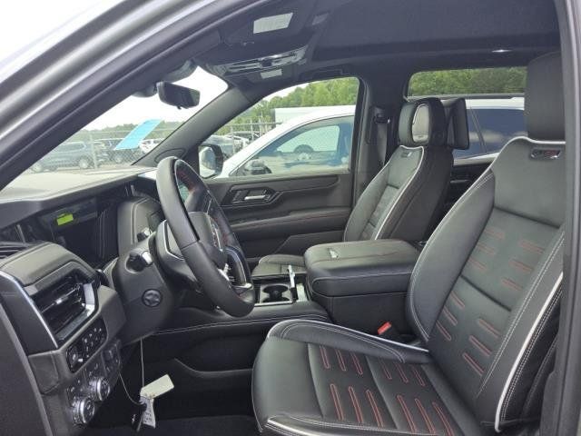 Used 2025 GMC Yukon XL AT4 Ultimate w/ LPO, Floor Liner Package AWD/4WD image 5