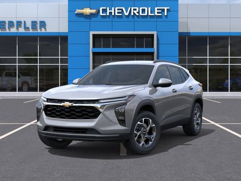 New 2026 Chevrolet Trax LT w/ Driver Confidence Package image 6