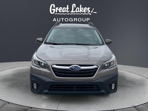 Used 2021 Subaru Outback Premium image 8