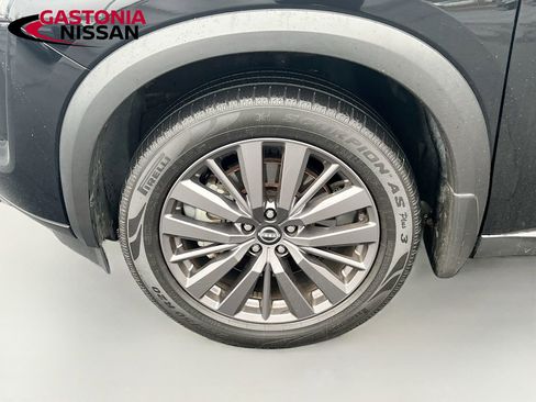 Used 2023 Nissan Pathfinder SL w/ SL Premium Package image 39