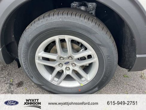 New 2026 Ford Explorer Active RWD image 11