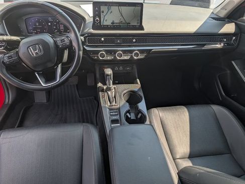 Used 2022 Honda Civic Touring image 16