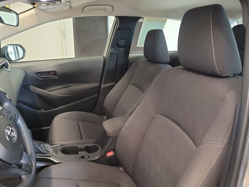 Used 2025 Toyota Corolla LE image 14