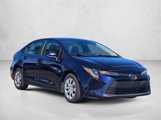 Used 2024 Toyota Corolla LE FWD video 3