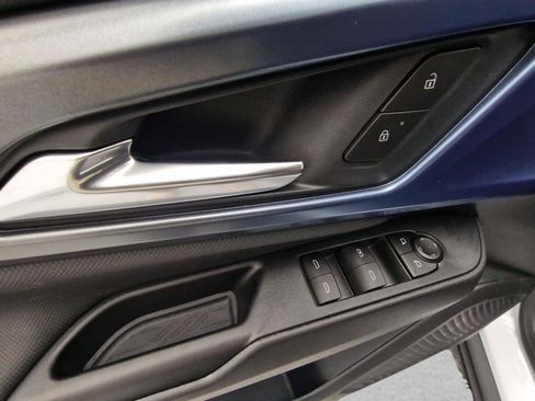 New 2026 Chevrolet Equinox EV LT image 13