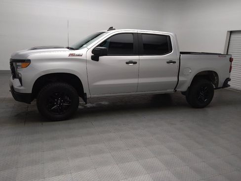 Used 2022 Chevrolet Silverado 1500 Custom Trail Boss AWD/4WD image 2