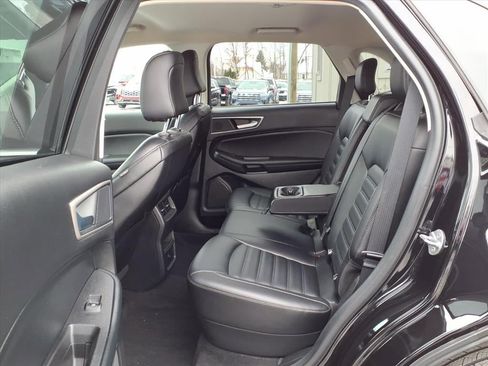 Certified 2022 Ford Edge SEL image 10