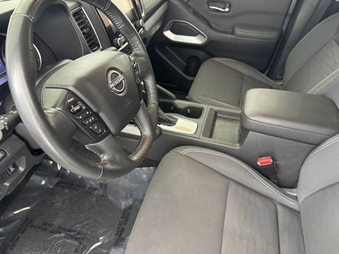 Used 2024 Nissan Frontier SV w/ Hardbody Edition AWD/4WD image 23