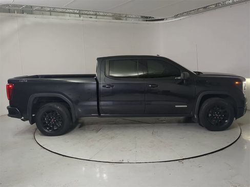 Used 2023 GMC Sierra 1500 Elevation image 7