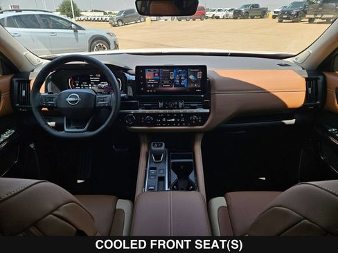 New 2026 Nissan Pathfinder Platinum FWD image 21