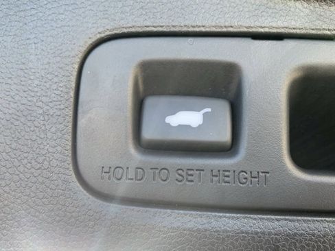 Certified 2024 Honda CR-V EX-L image 3