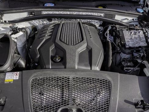 Used 2023 Porsche Macan image 28