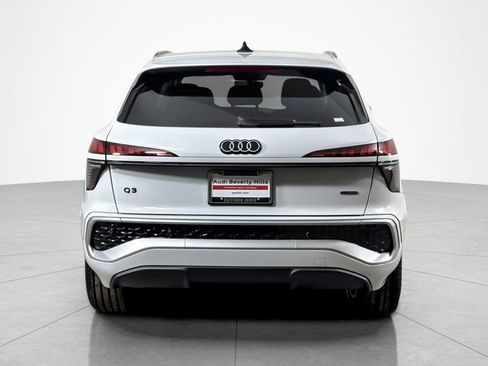 New 2026 Audi Q3 quattro 2.0T AWD/4WD image 5
