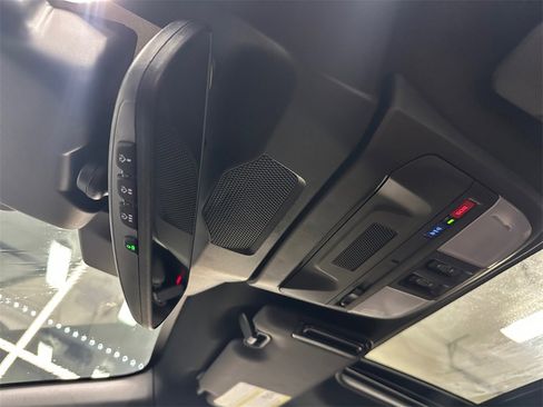 Certified 2025 Subaru Crosstrek 2.5i Sport w/ Crosstrek Mirror Package image 23