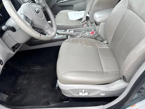Used 2012 Subaru Forester 2.5X Limited AWD/4WD image 16