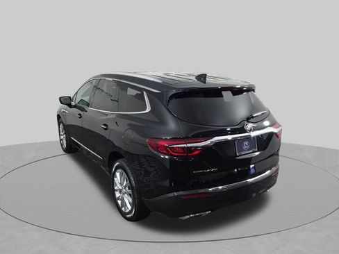 Used 2020 Buick Enclave Premium w/ Sun and Sites Package FWD image 40