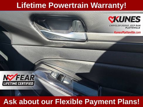 Used 2025 Nissan Altima 2.5 SR FWD image 41