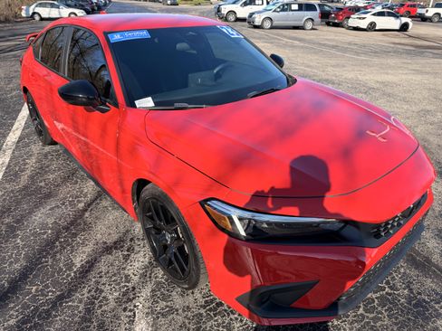 Used 2023 Honda Civic Sport image 1