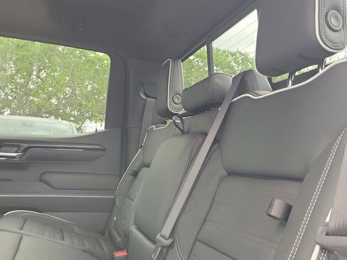 New 2026 GMC Sierra 1500 AT4X AWD/4WD image 6