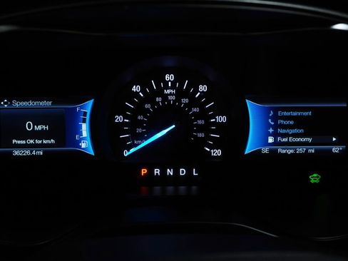 Used 2020 Ford Fusion SE FWD image 24
